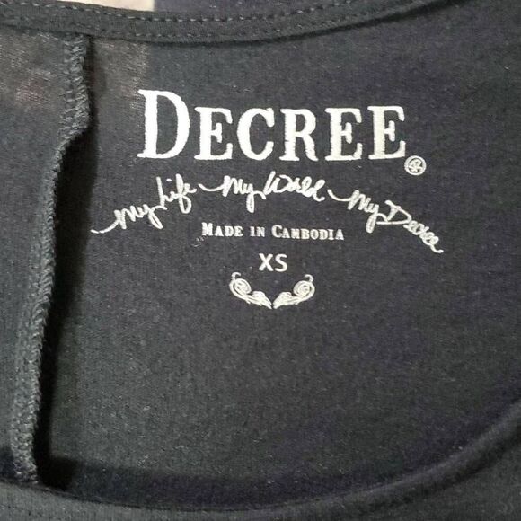 NEW WITH TAGS WOMENS DECREE TOP - Picture 3 of 5